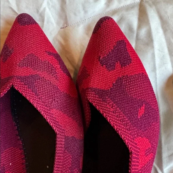 Rothy's The Point Red Camo Pointed Toe Flats size 11 - Picture 3 of 3